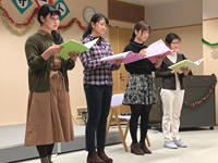 うたよみ（合唱）の演目の様子